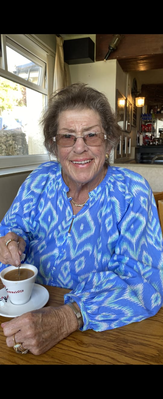 Mrs. Delwyn Evans